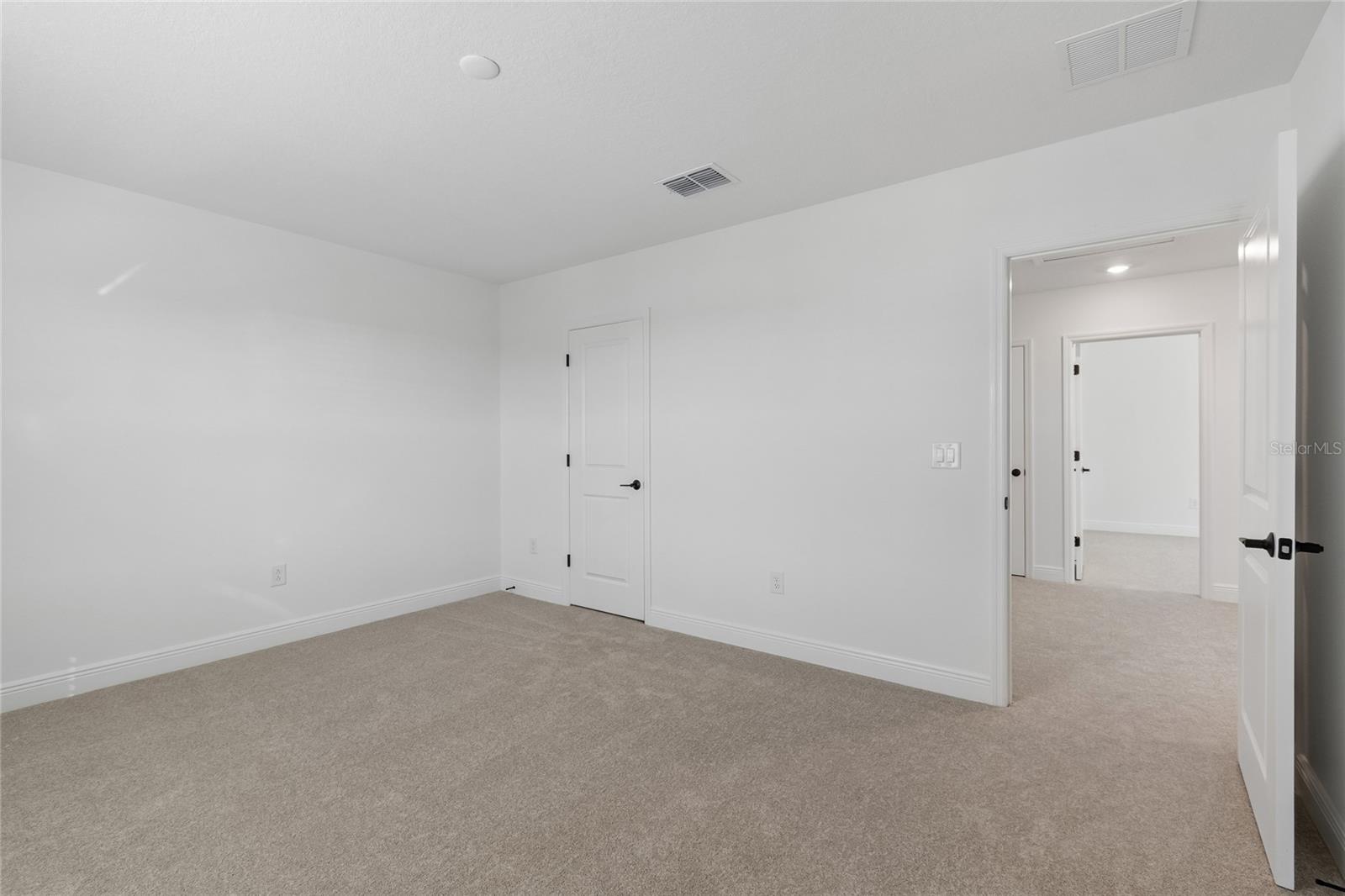 8103 SEAFLOWER PKWY — photo 23