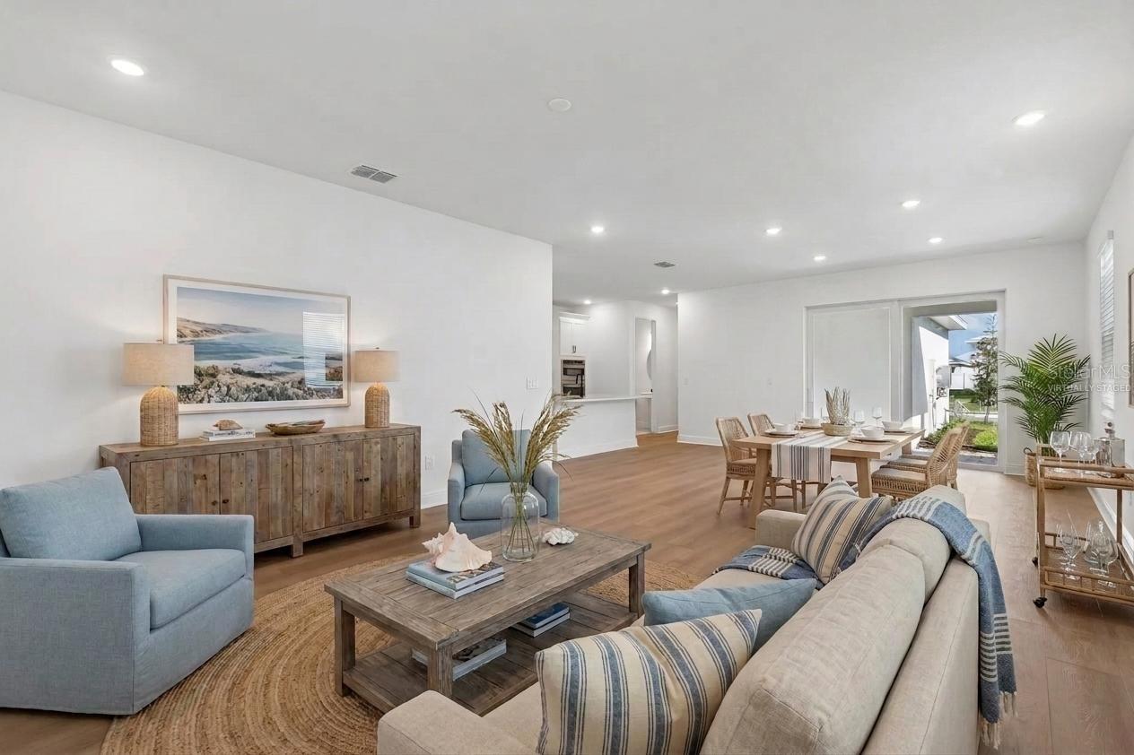 8103 SEAFLOWER PKWY — photo 3