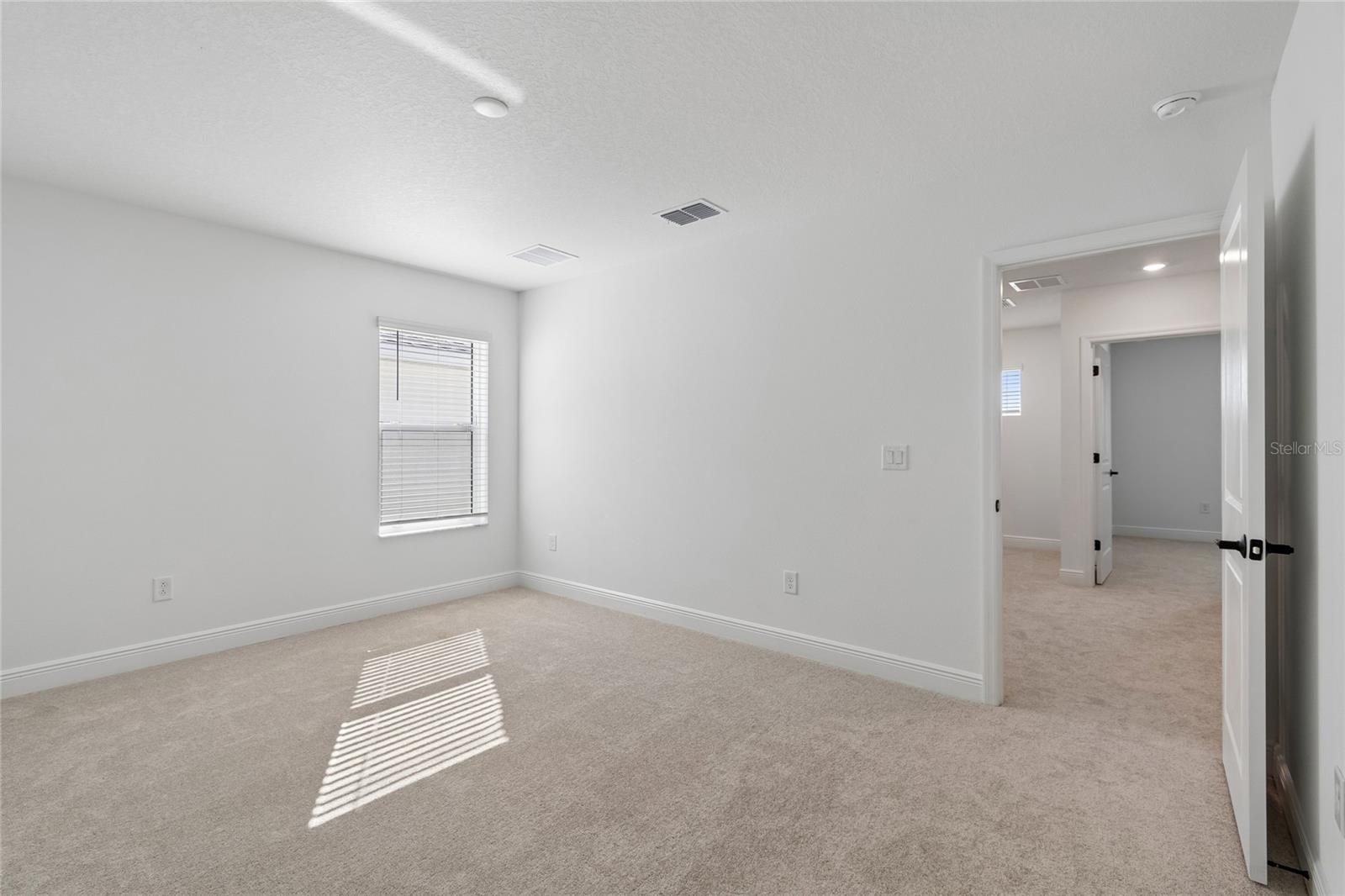 8103 SEAFLOWER PKWY — photo 18
