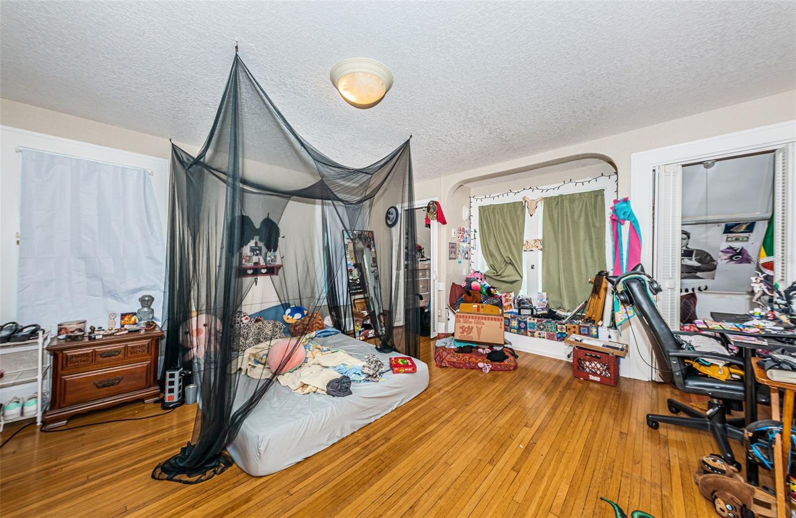 3730 FOSTER HILL DR N — photo 32