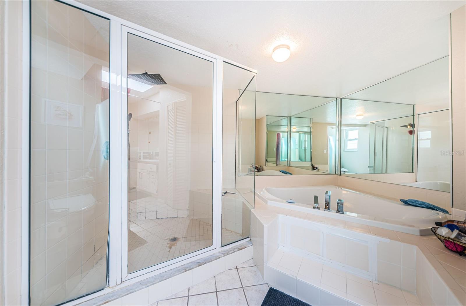 3730 FOSTER HILL DR N — photo 30