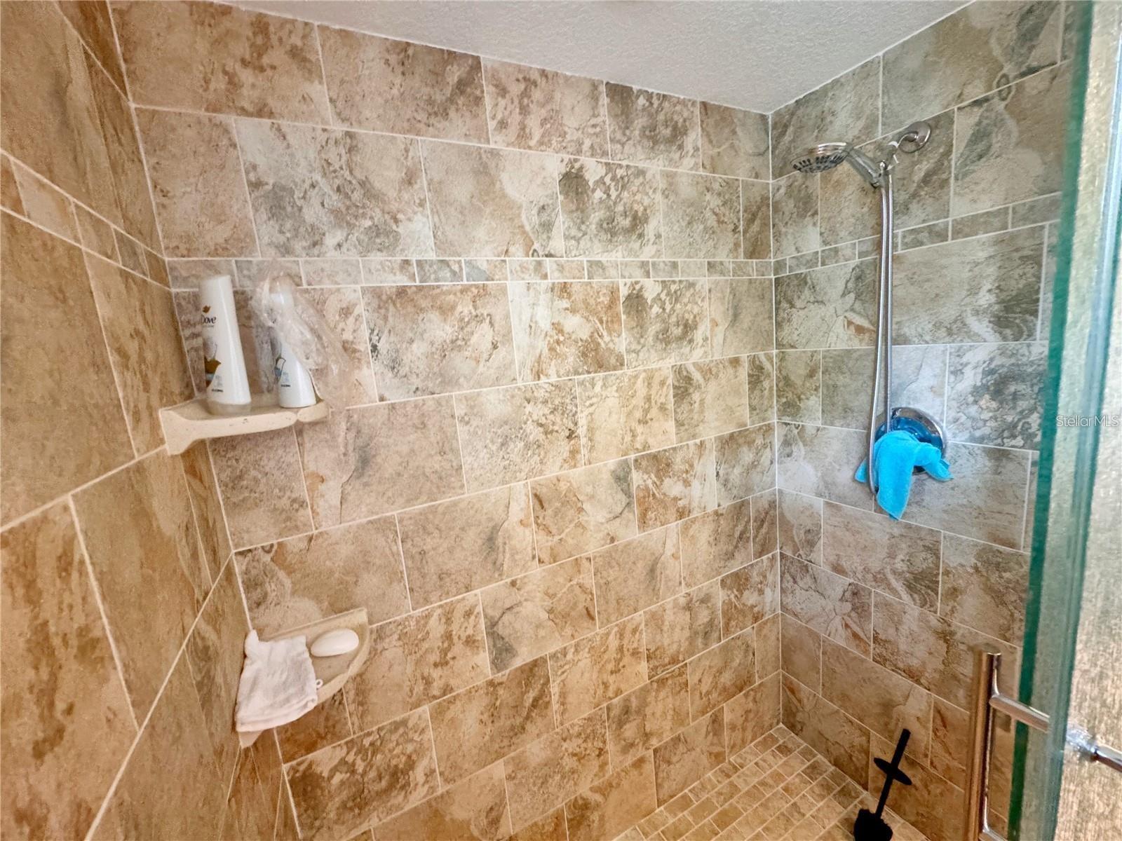 4884 MARSH FIELD RD — photo 17