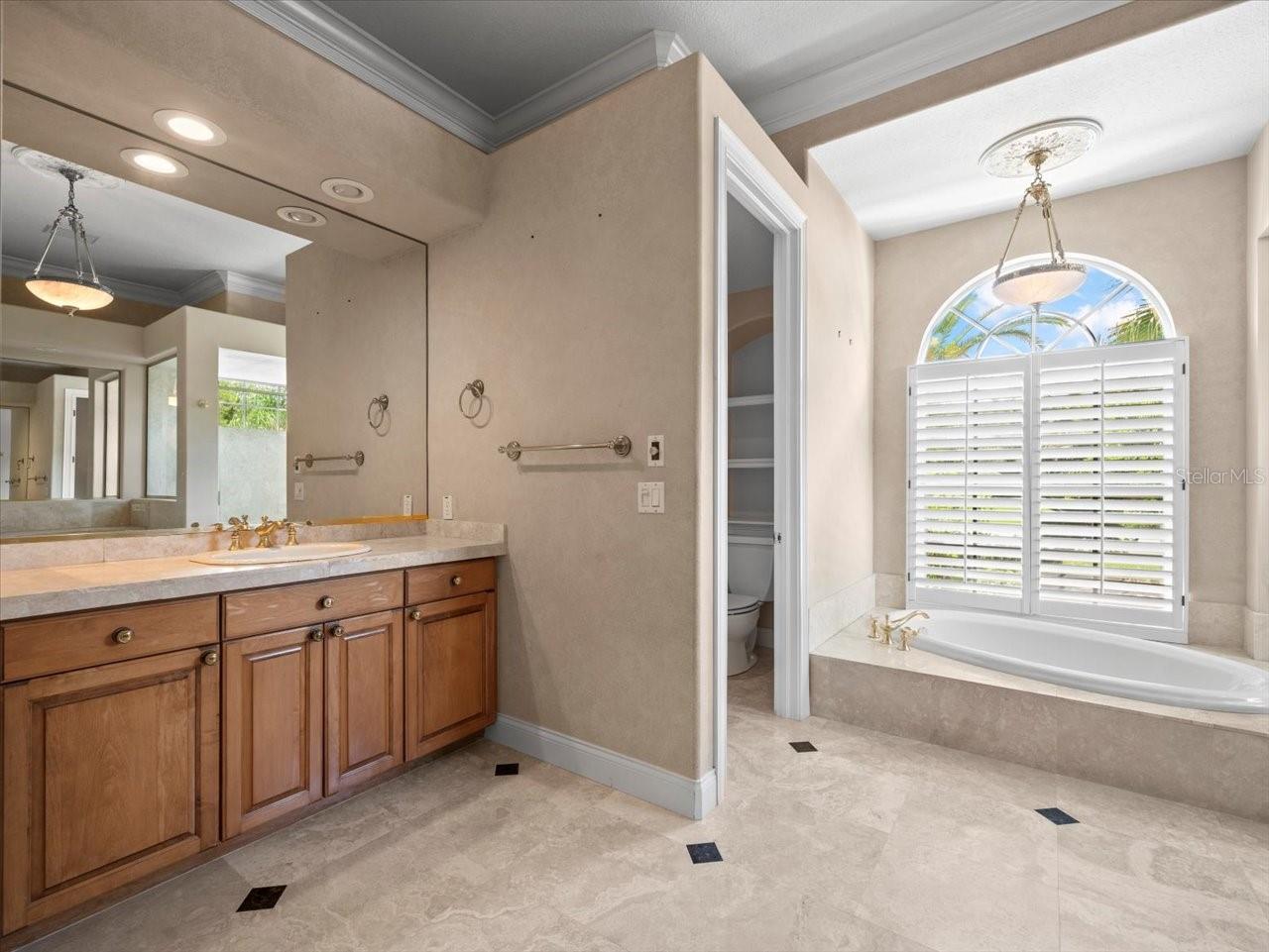 4529 CHEVAL BLVD — photo 42