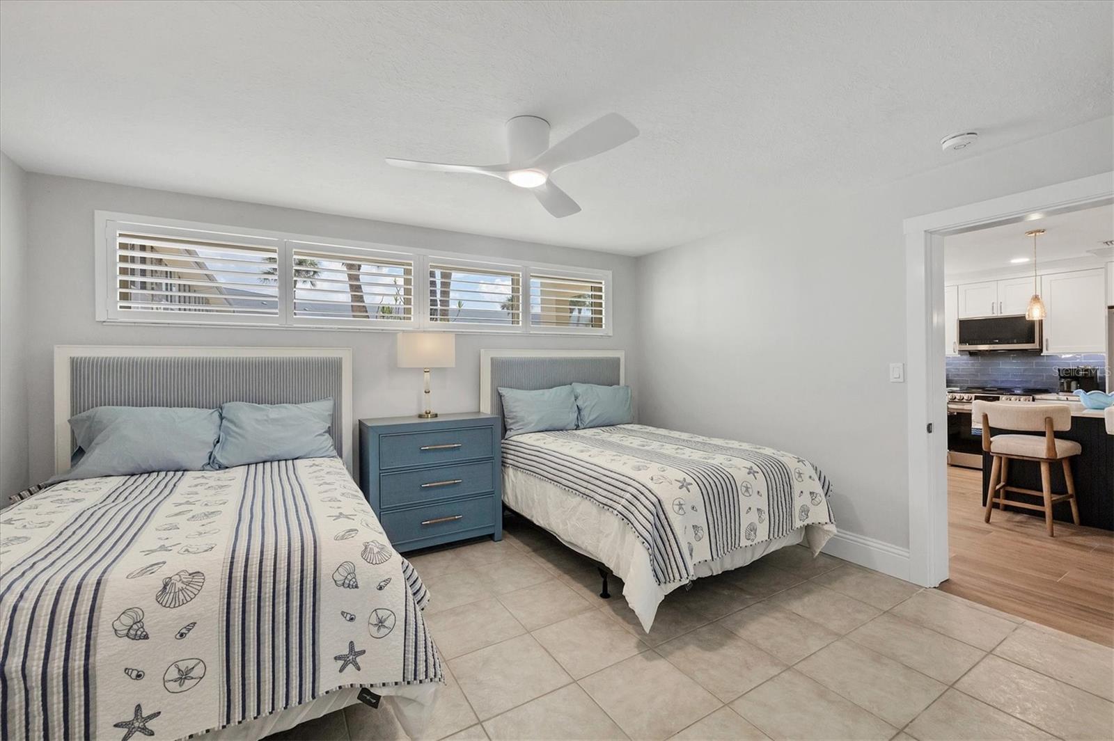 500 S WASHINGTON DR #11A — photo 20