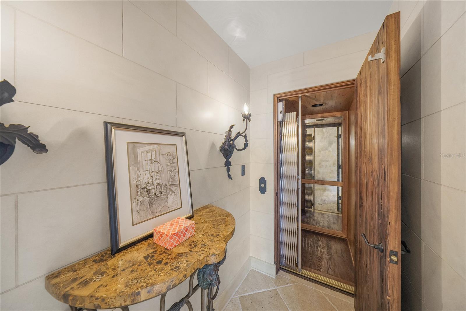 139 S WASHINGTON DR — photo 28