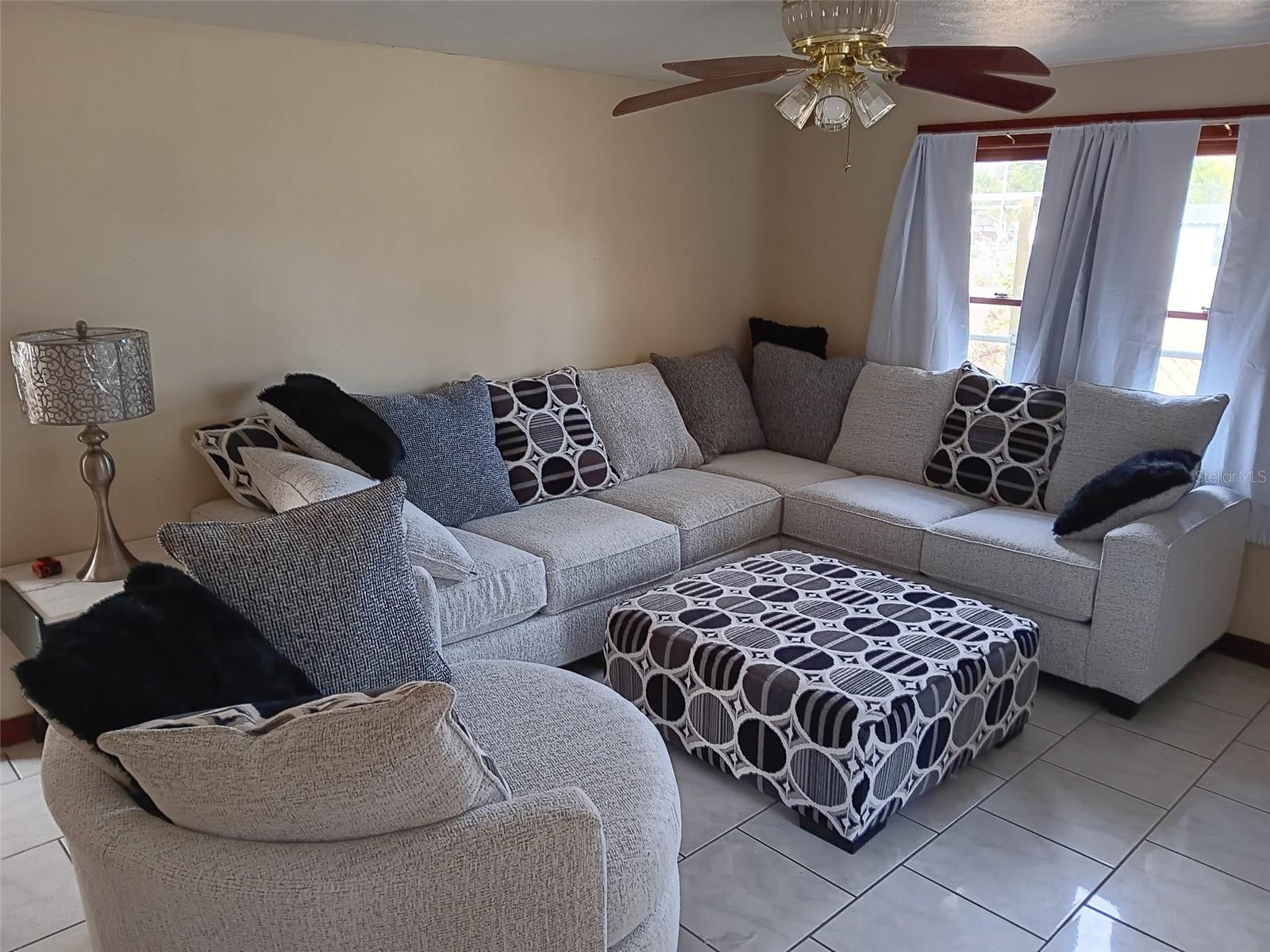 5647 19TH ST — photo 4