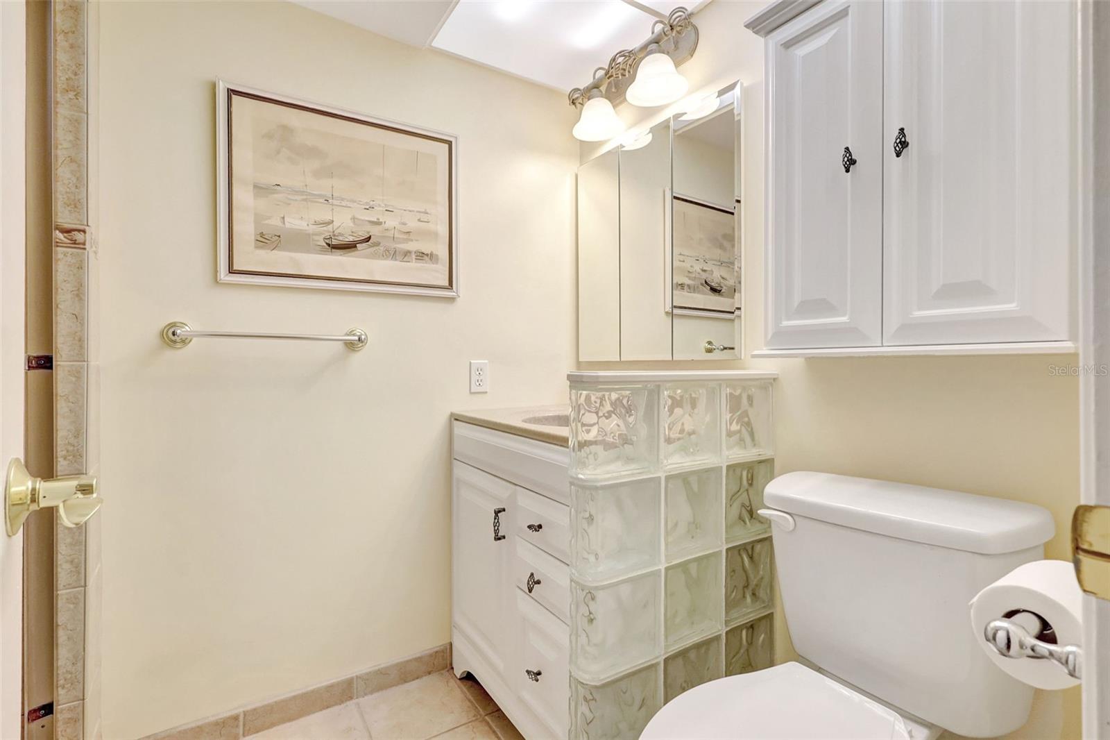 660 ISLAND WAY #708 — photo 31