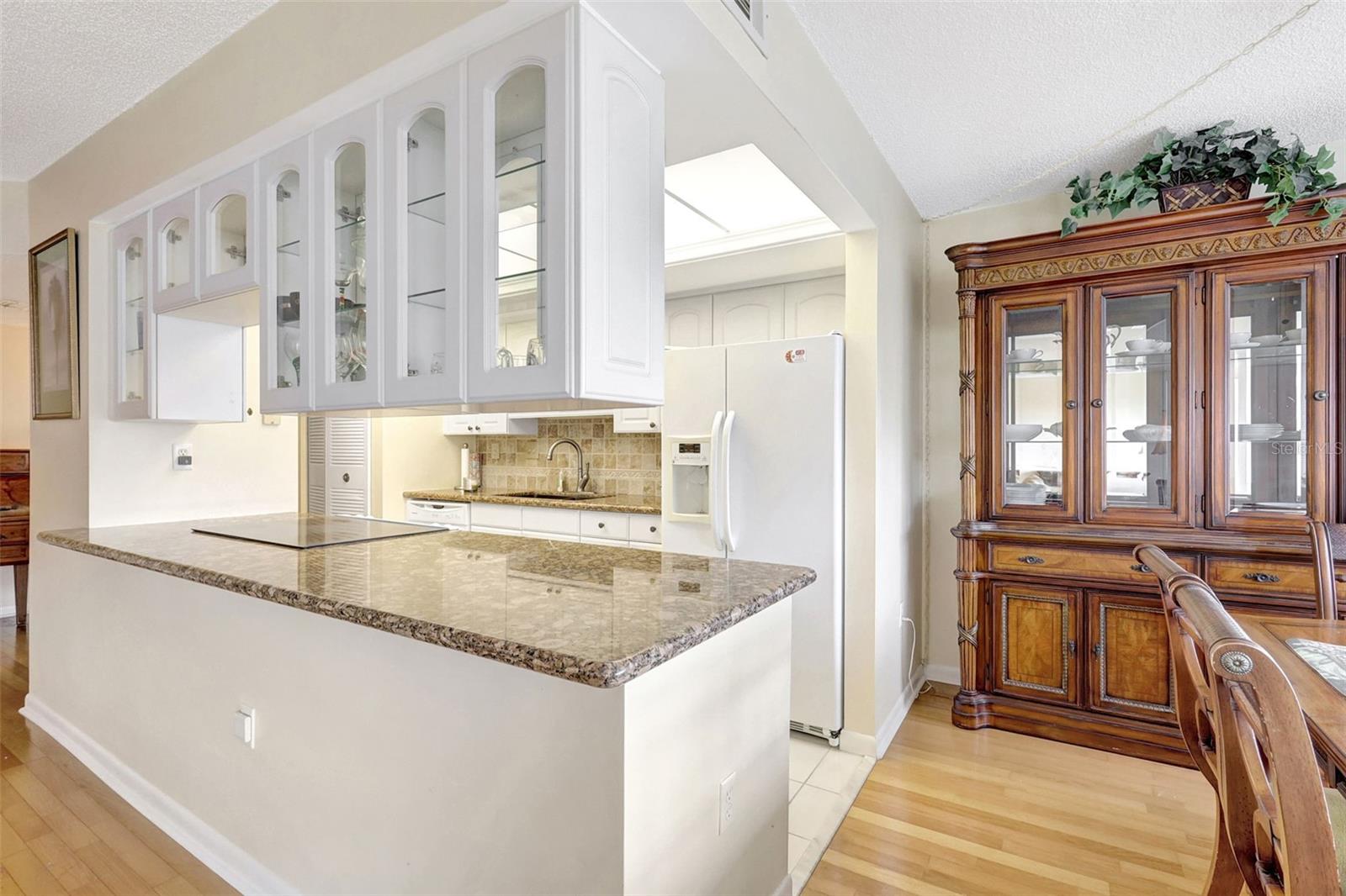 660 ISLAND WAY #708 — photo 14