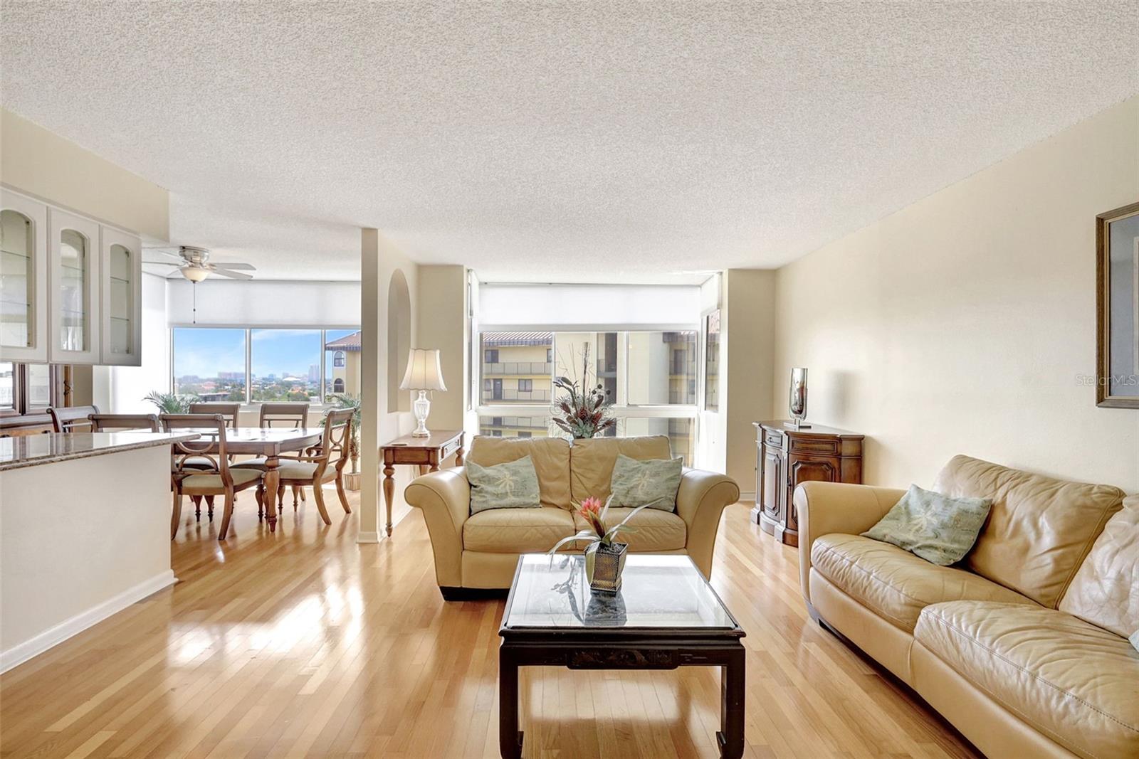 660 ISLAND WAY #708 — photo 11