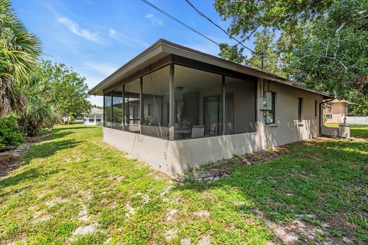 331 BURKE RD — photo 27
