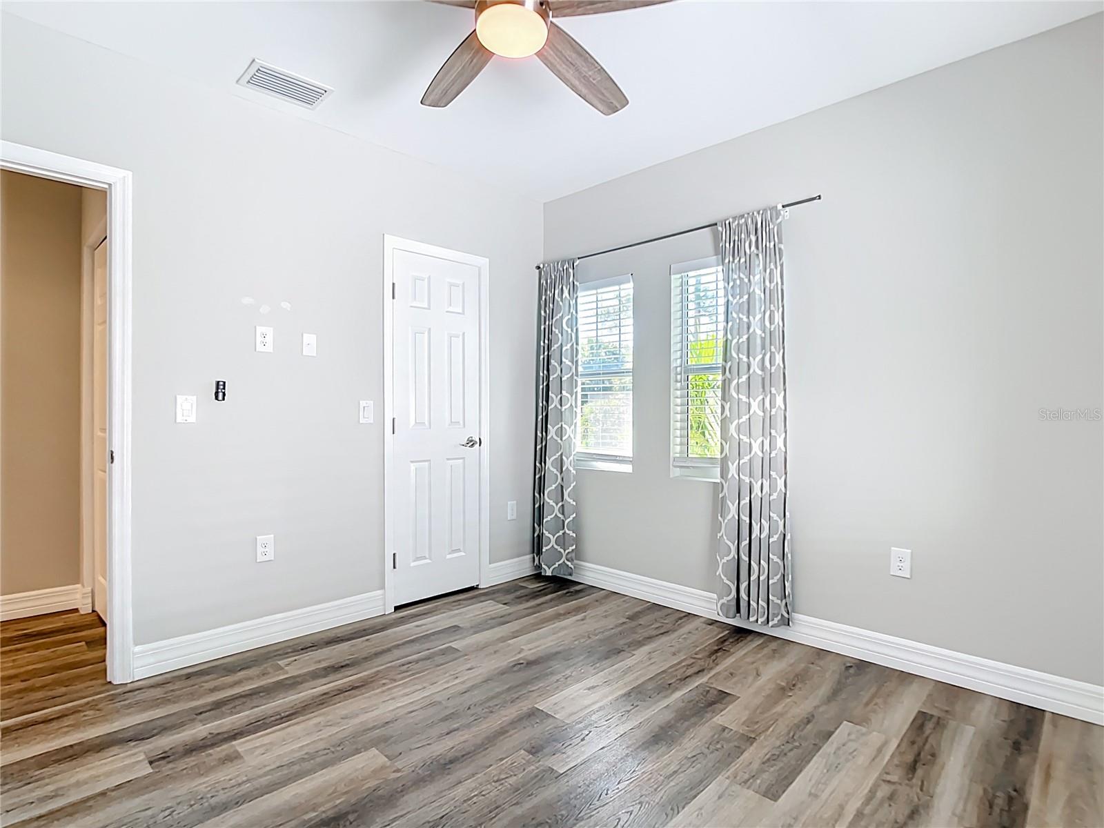 5153 PINSON DR — photo 24