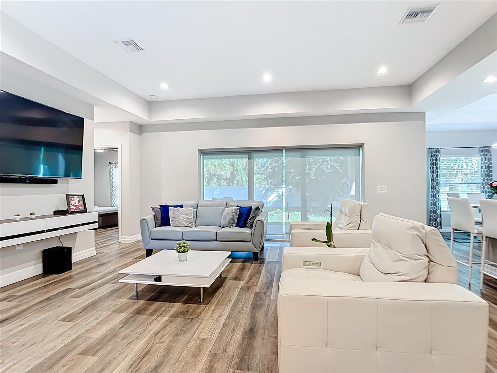 5153 PINSON DR — photo 8