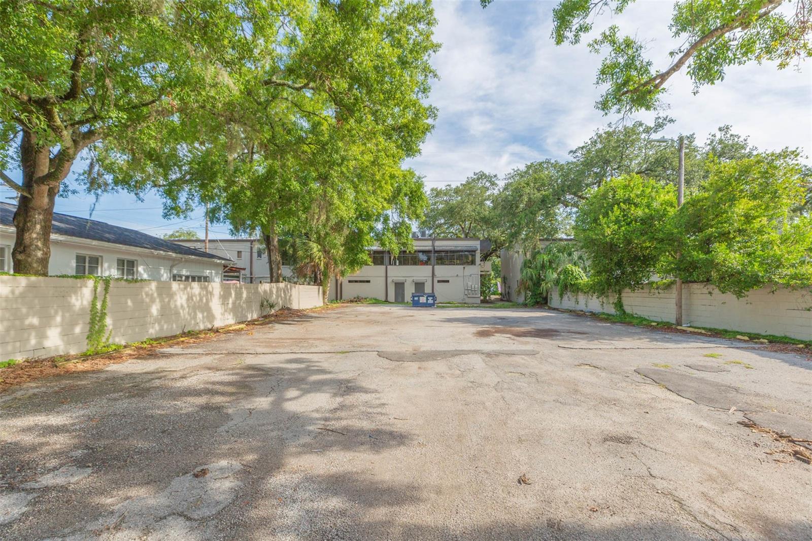 718-722 W DR MARTIN LUTHER KING JR BLVD — photo 4