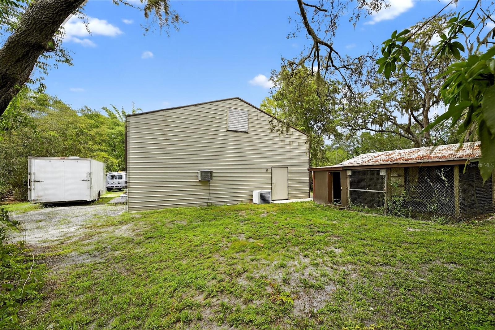 11205 MCMULLEN RD — photo 16
