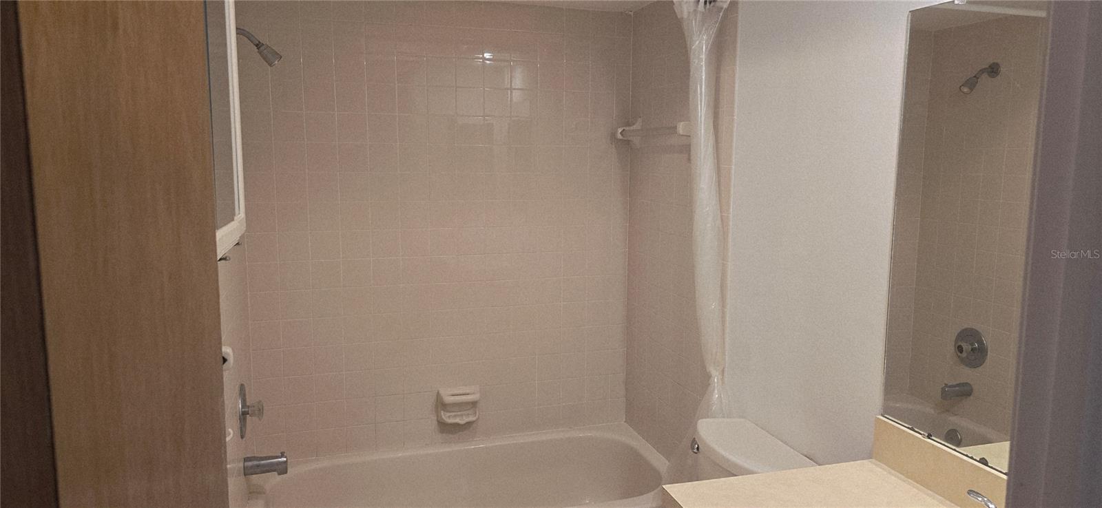 2214 OAK WIND DR — photo 38