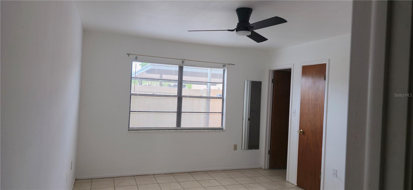 2214 OAK WIND DR — photo 30