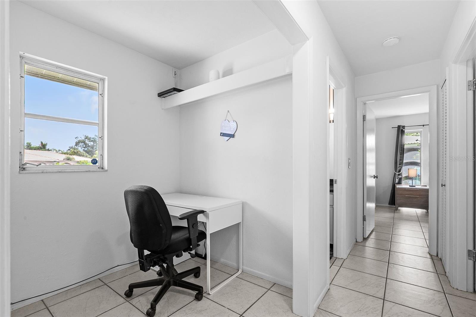 7460 MARIANA DR — photo 21
