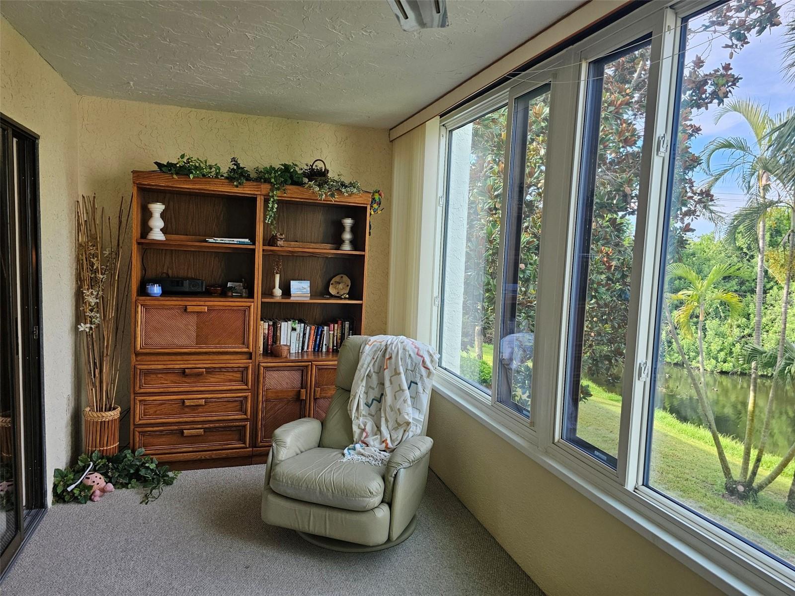 586 LAKESIDE DR #586 — photo 23