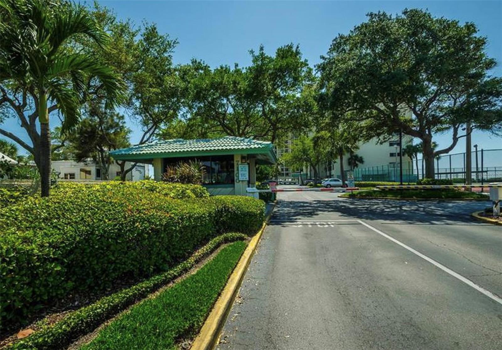 7100 SUNSET WAY #PH5 — photo 31