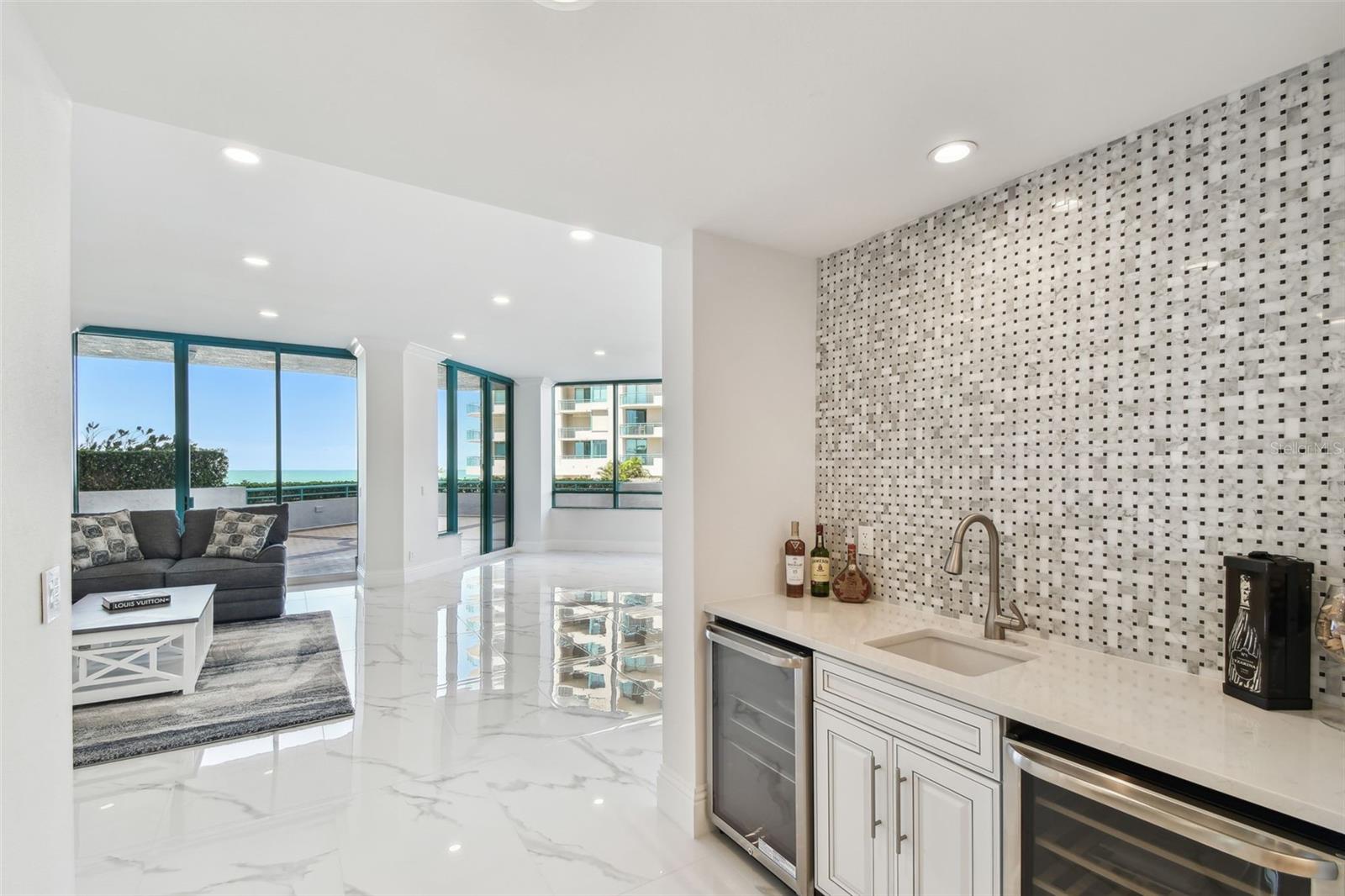 1560 GULF BLVD #306 — photo 4