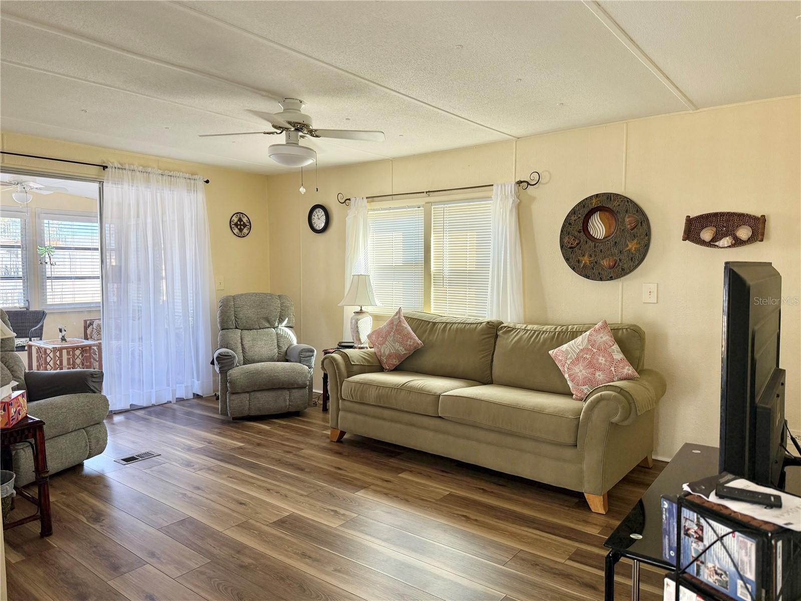 34648 SWEETPEA LN — photo 7