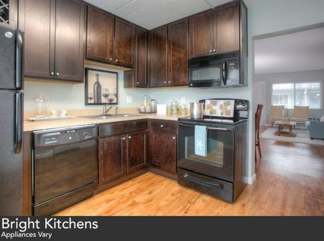 1824 SHORE DR S #201 — photo 2