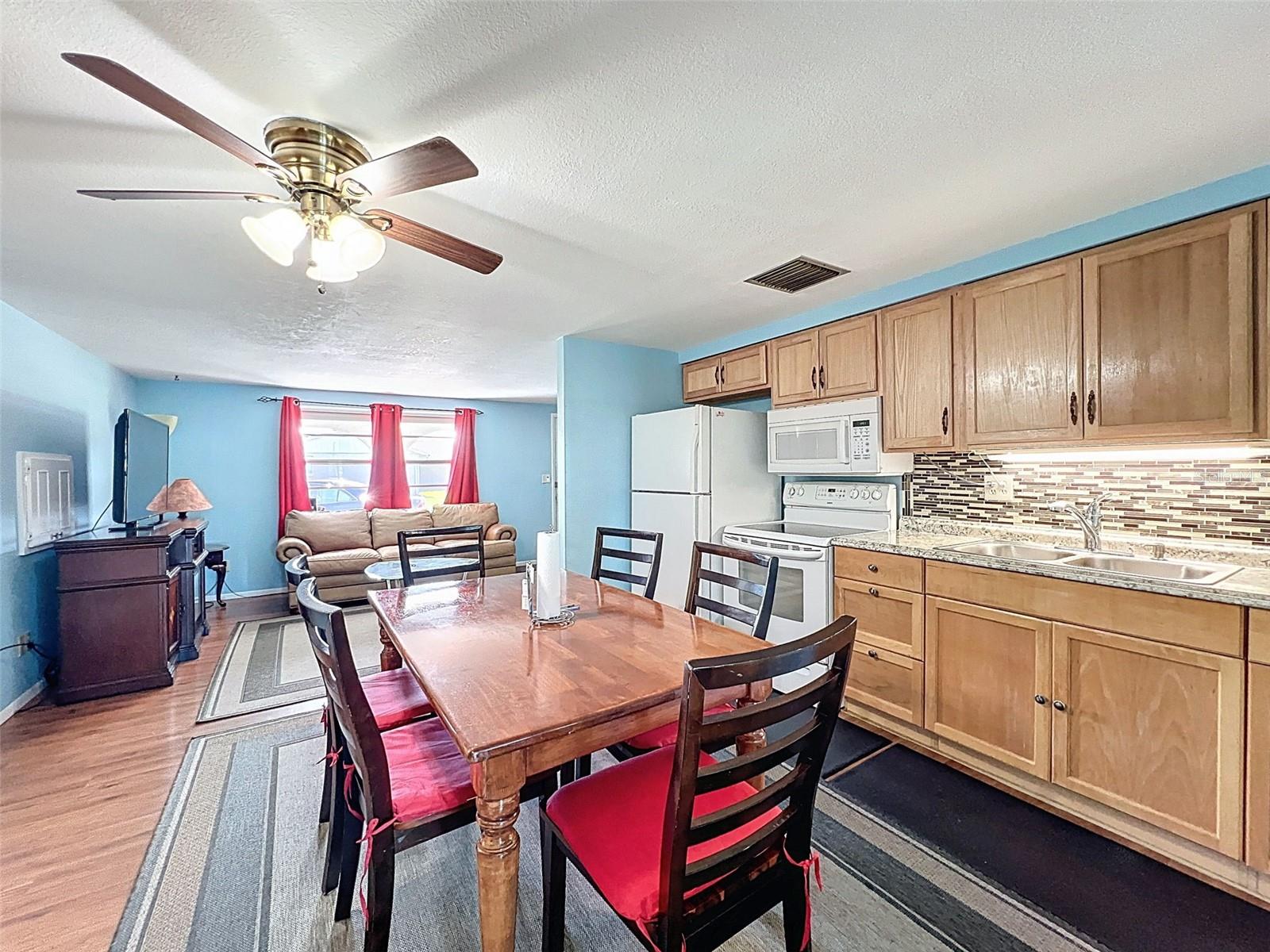 2349 HAMA DR — photo 12