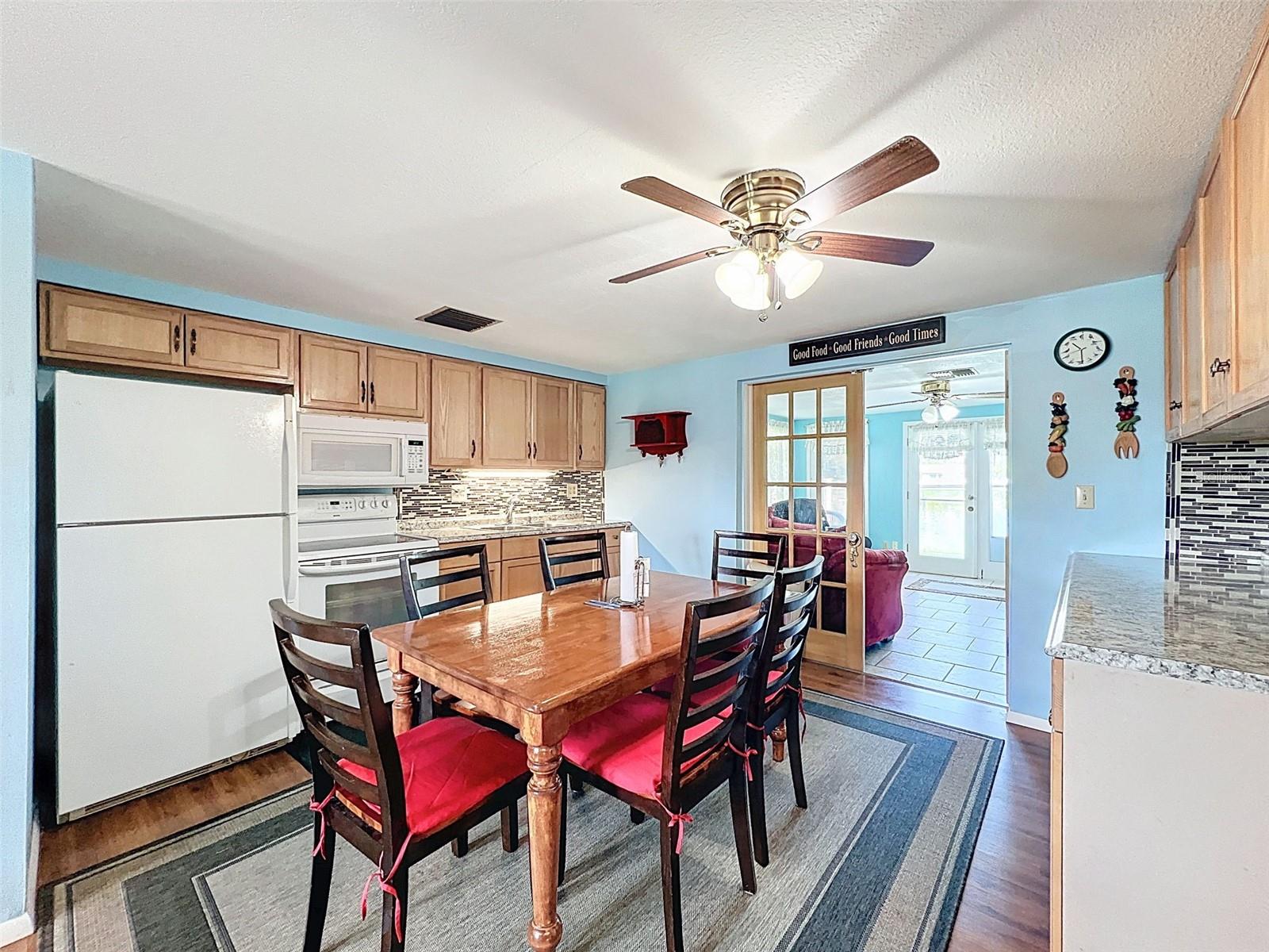 2349 HAMA DR — photo 11