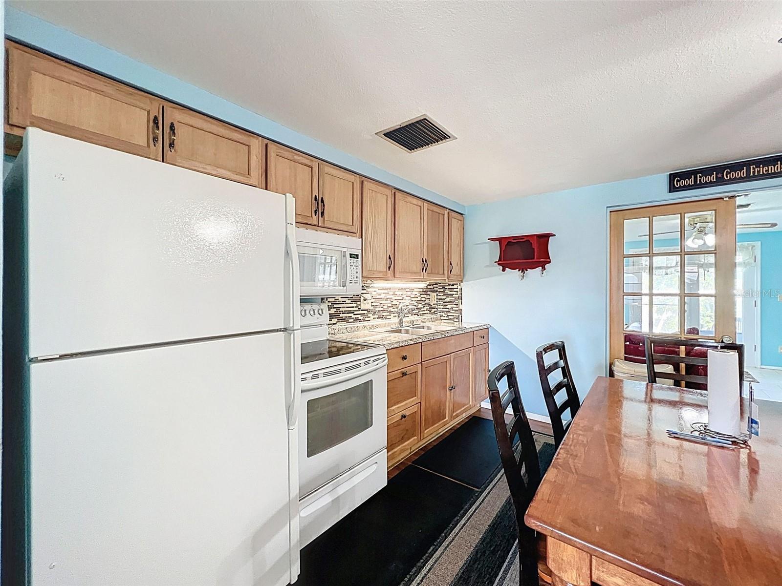 2349 HAMA DR — photo 15