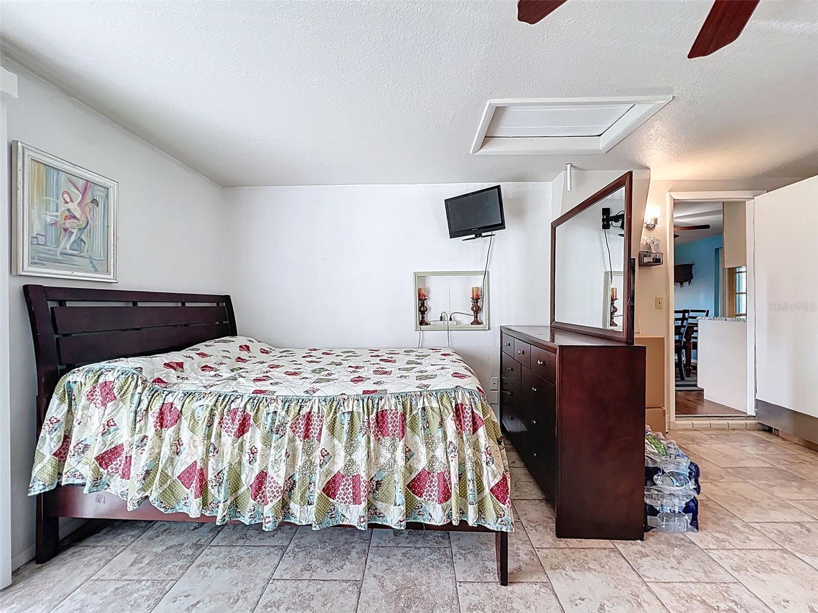 2349 HAMA DR — photo 27