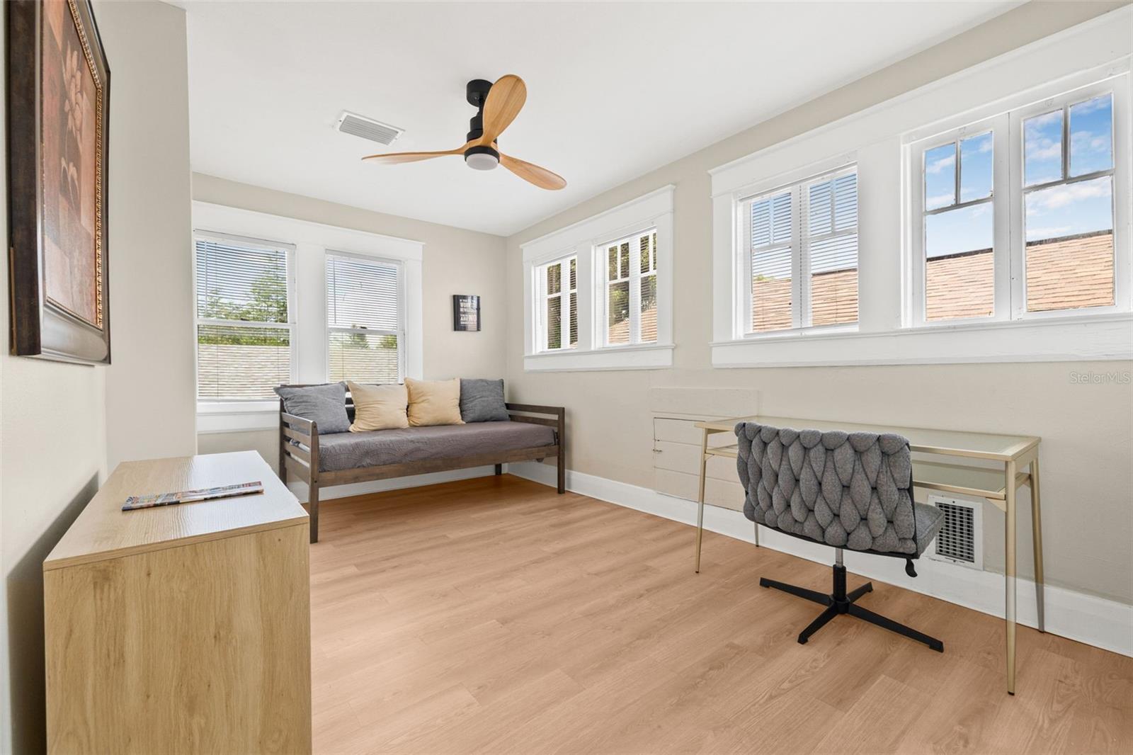 1207 E 17TH AVE — photo 17