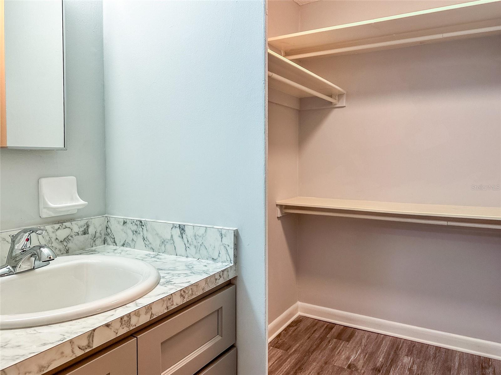 3202 W DE LEON ST #B — photo 11