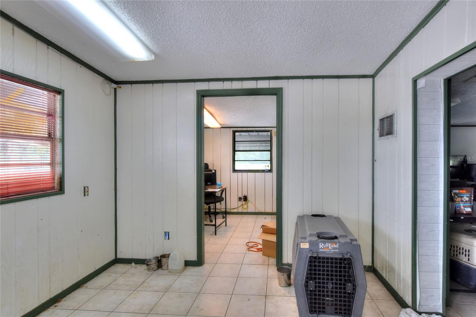 3701 E TRAPNELL RD — photo 22