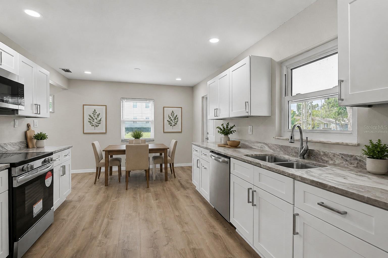 102 20TH ST NE — photo 13