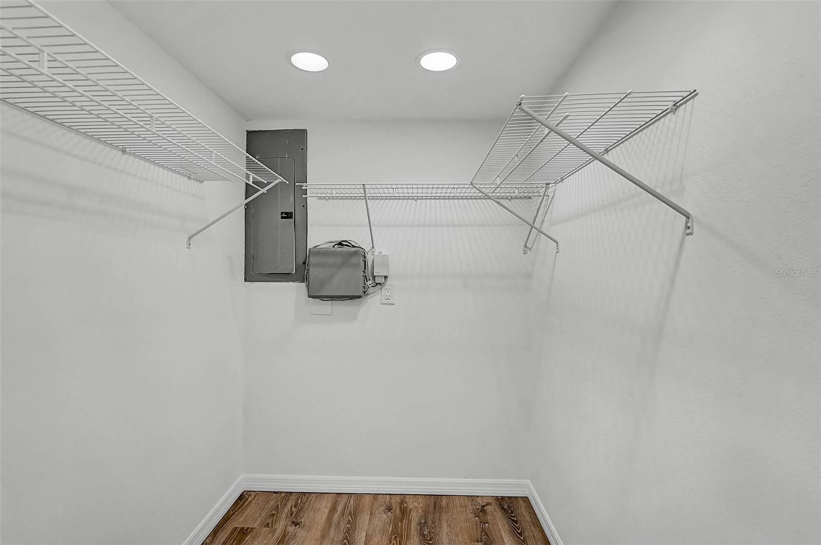 102 20TH ST NE — photo 25