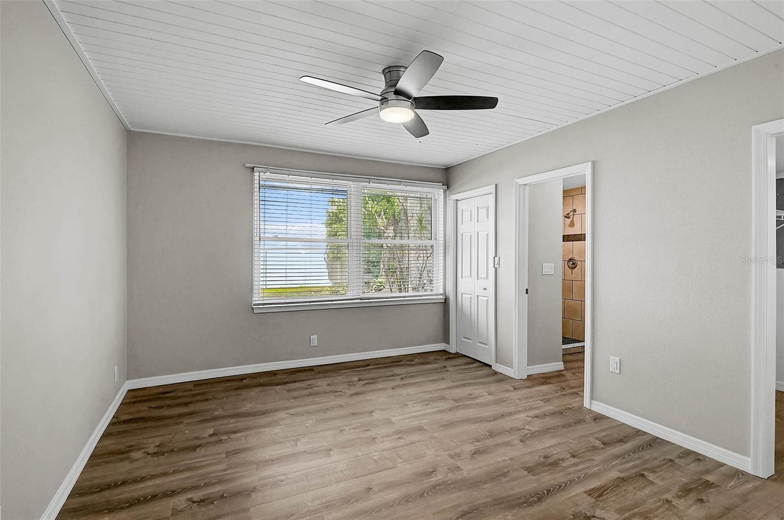 102 20TH ST NE — photo 20