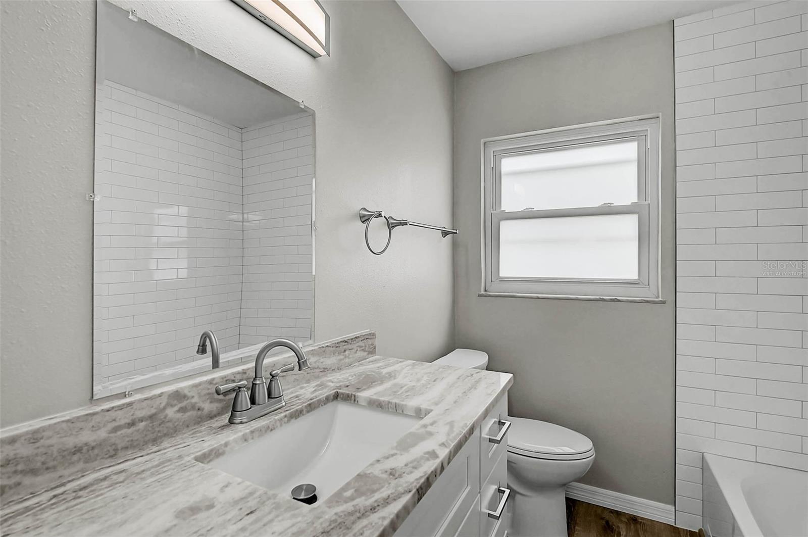 102 20TH ST NE — photo 31