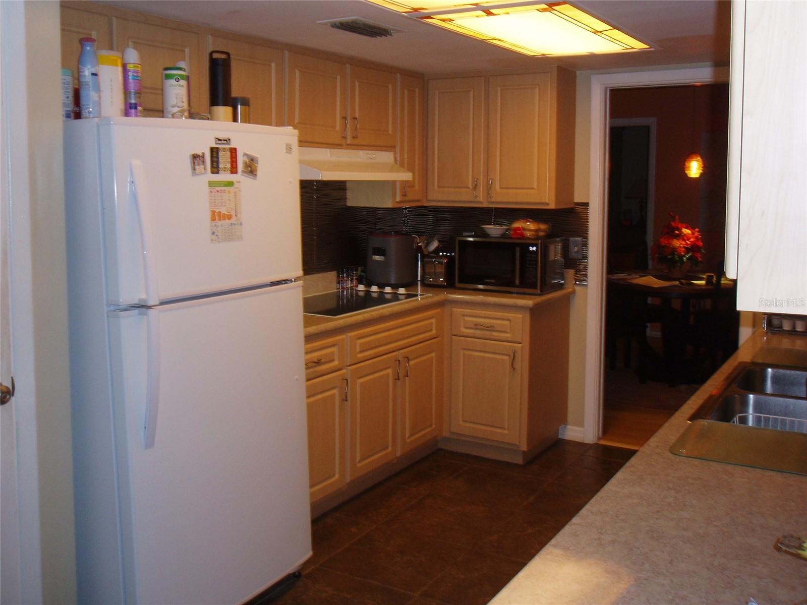 120 SW MONROE CIR N — photo 10