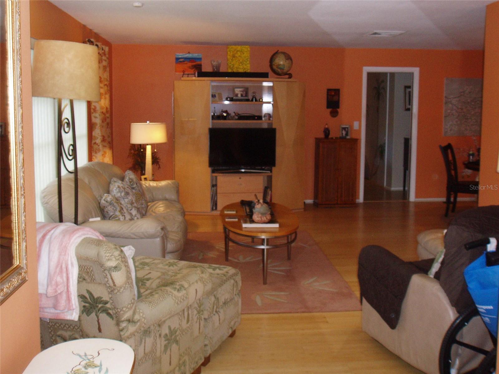 120 SW MONROE CIR N — photo 5