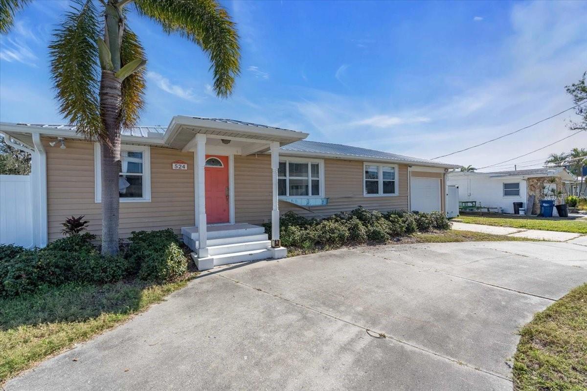 524 PALM AVE — photo 5