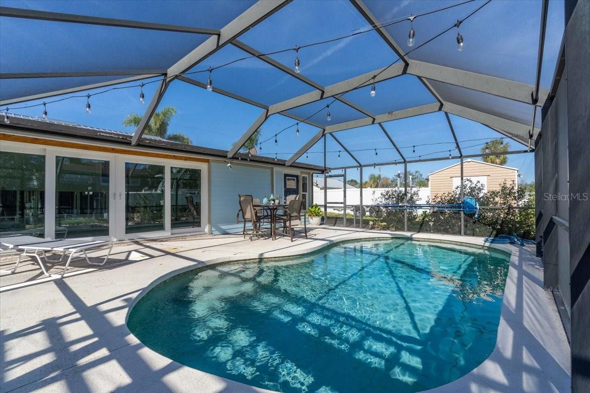 524 PALM AVE — photo 17
