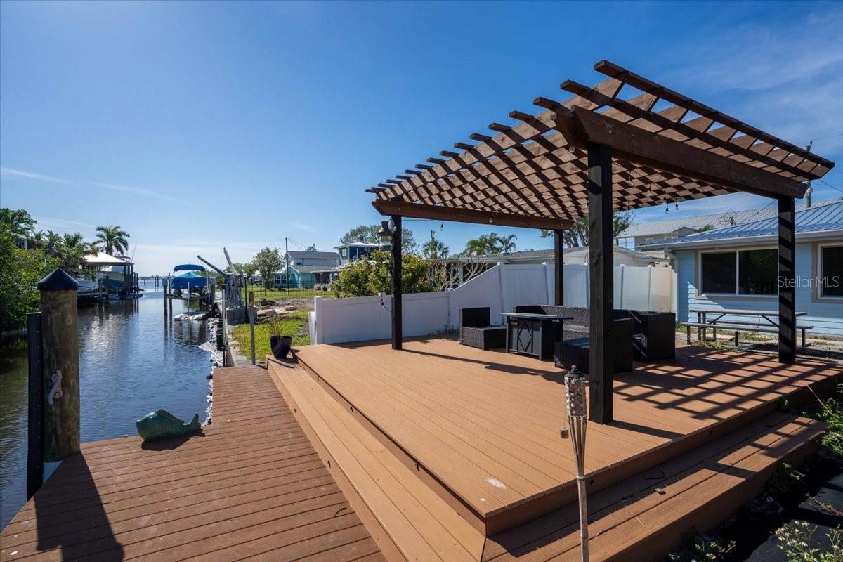 524 PALM AVE — photo 10