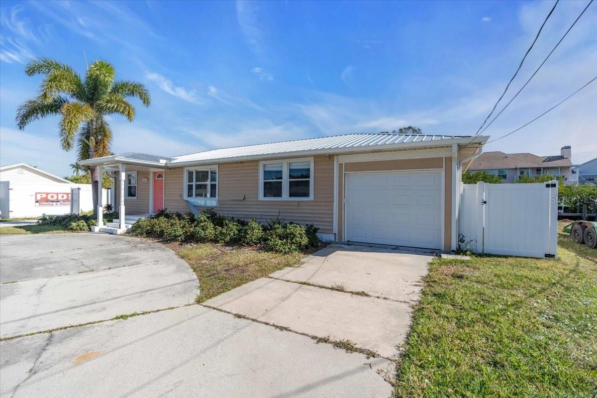524 PALM AVE — photo 6