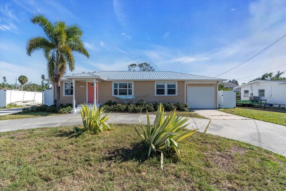524 PALM AVE — photo 2