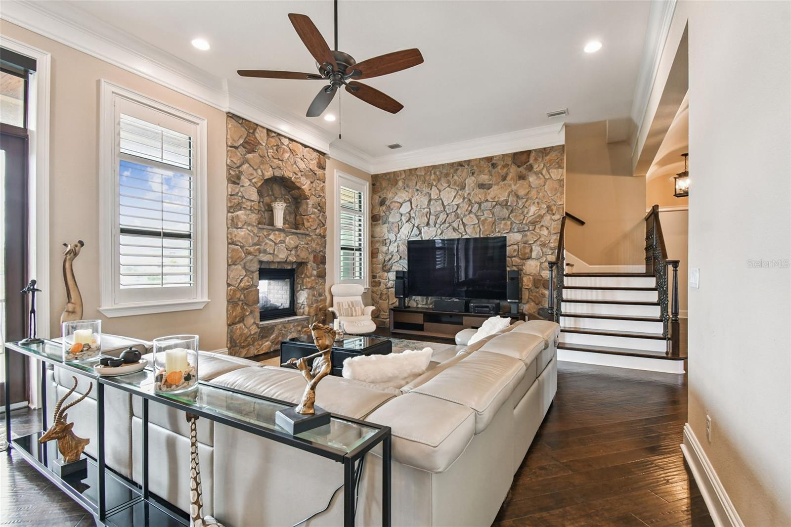 5405 LEILANI DR — photo 15