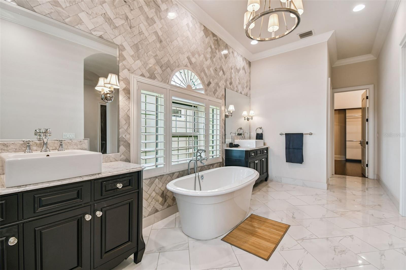 5405 LEILANI DR — photo 65