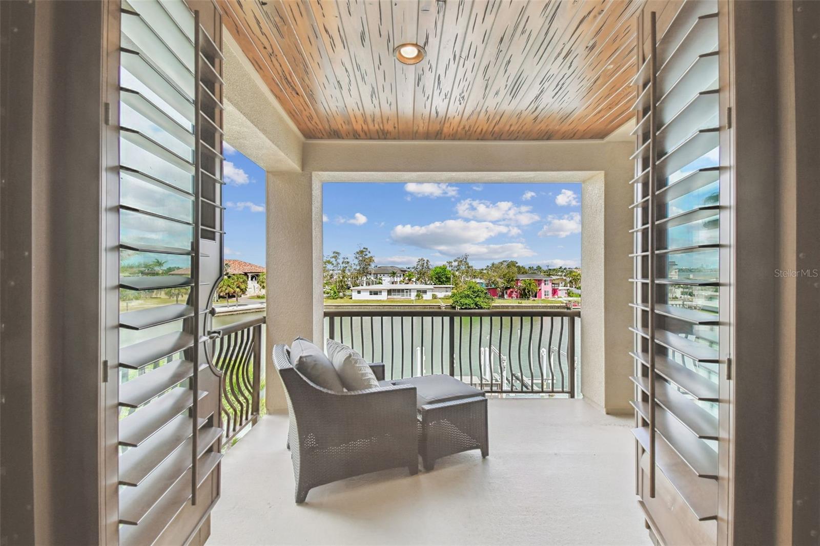 5405 LEILANI DR — photo 46