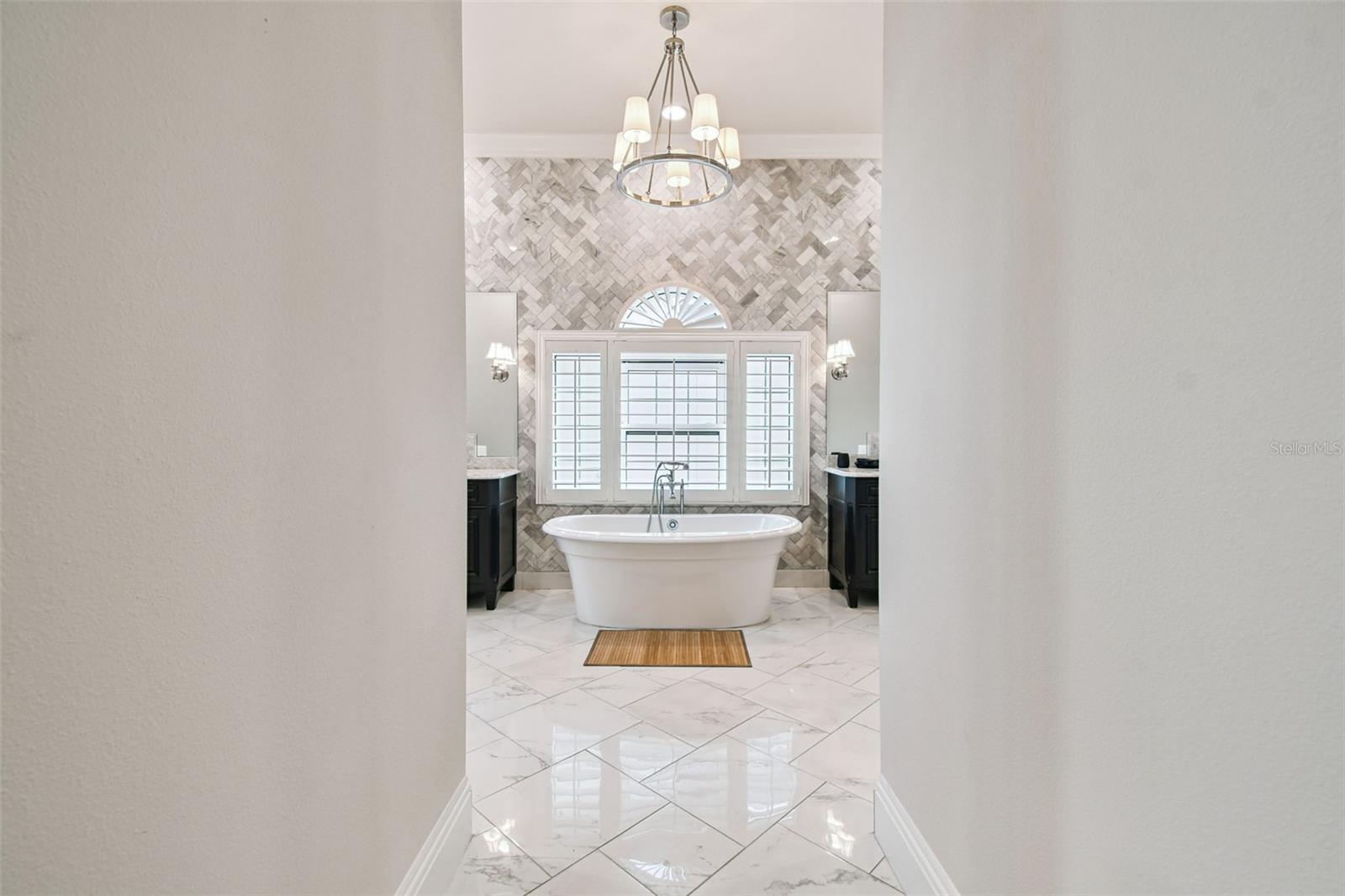 5405 LEILANI DR — photo 62