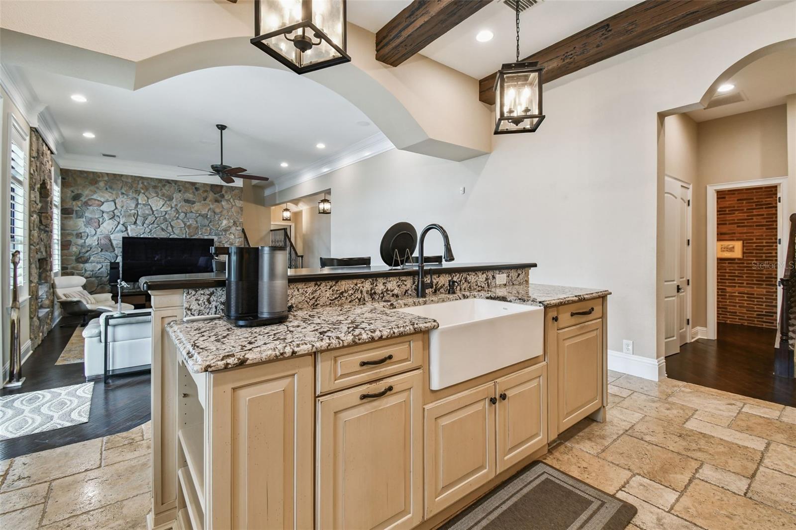 5405 LEILANI DR — photo 24