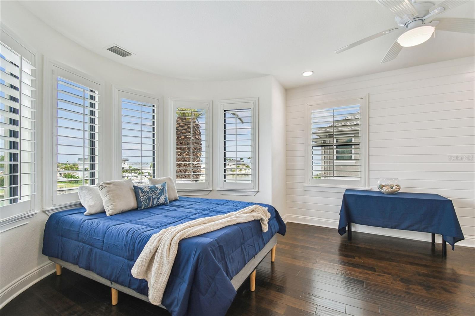 5405 LEILANI DR — photo 40